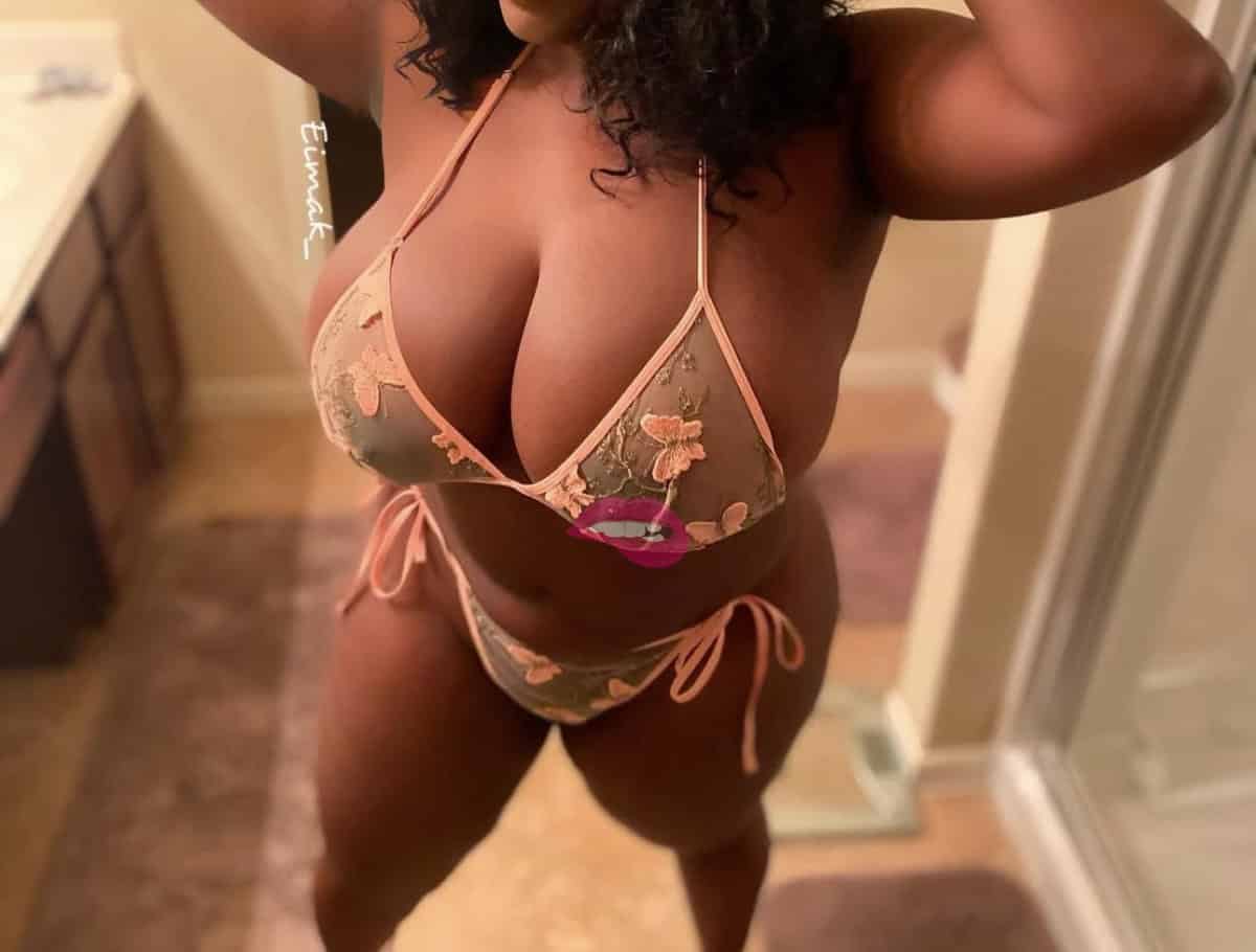 Karina preta viciante