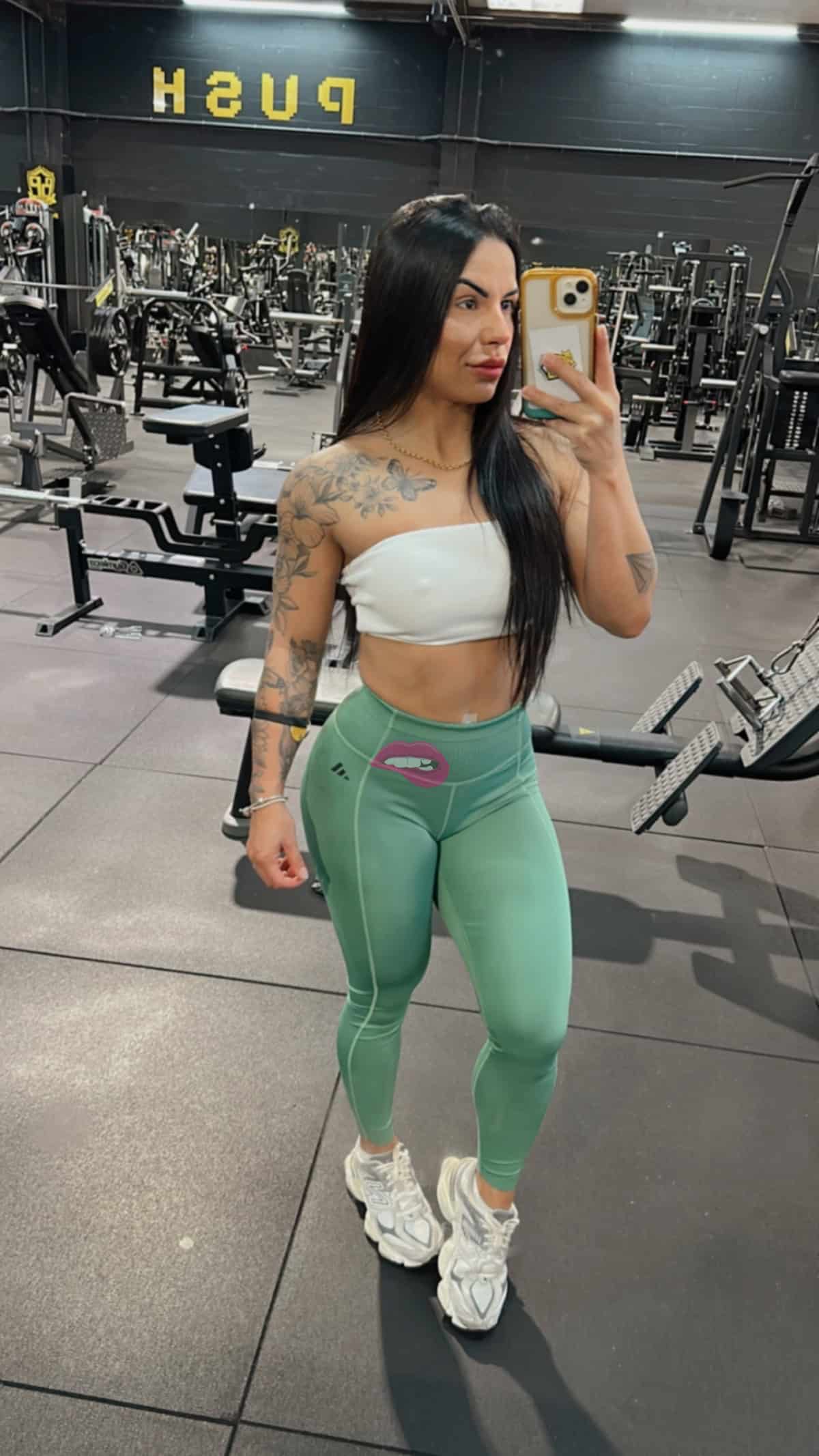 Mía brasileira