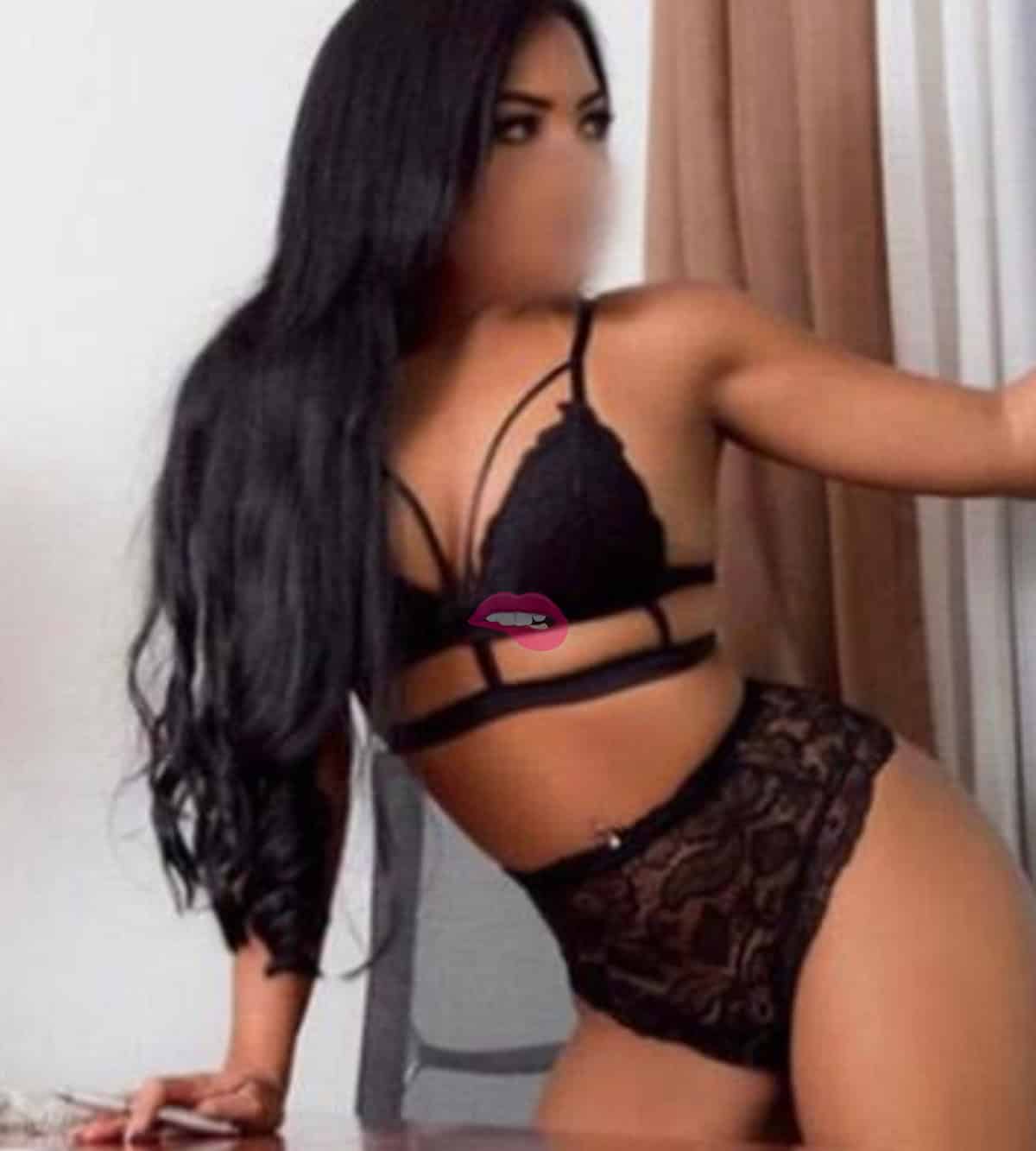 RENATA BRANDÃO